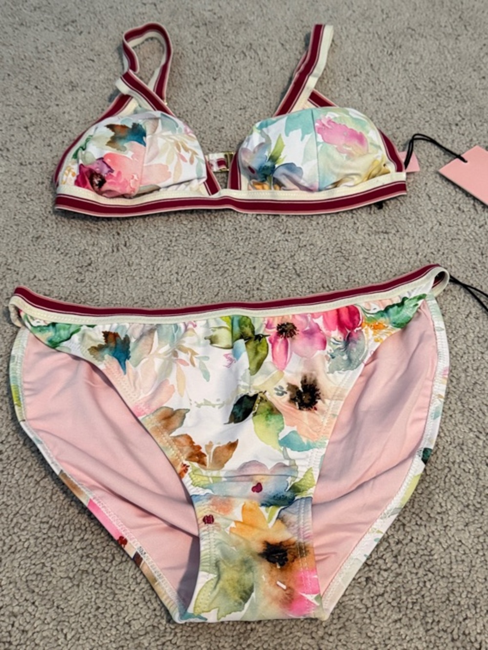 Juicy Couture Pink Floral Two-Piece Women’s Size Medium Bikini
